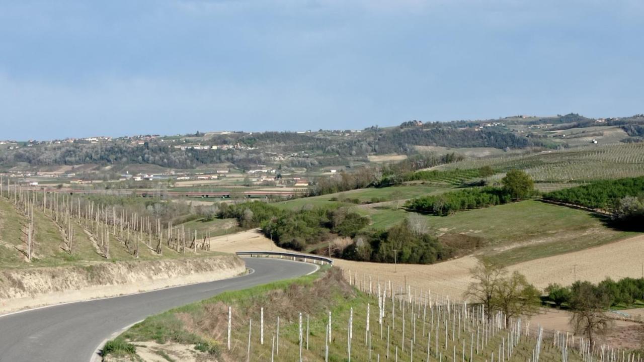 Casa Maya San Martino Alfieri 外观 照片