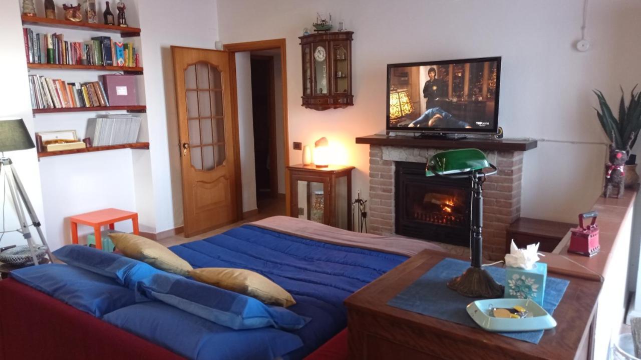 Casa Maya San Martino Alfieri 外观 照片