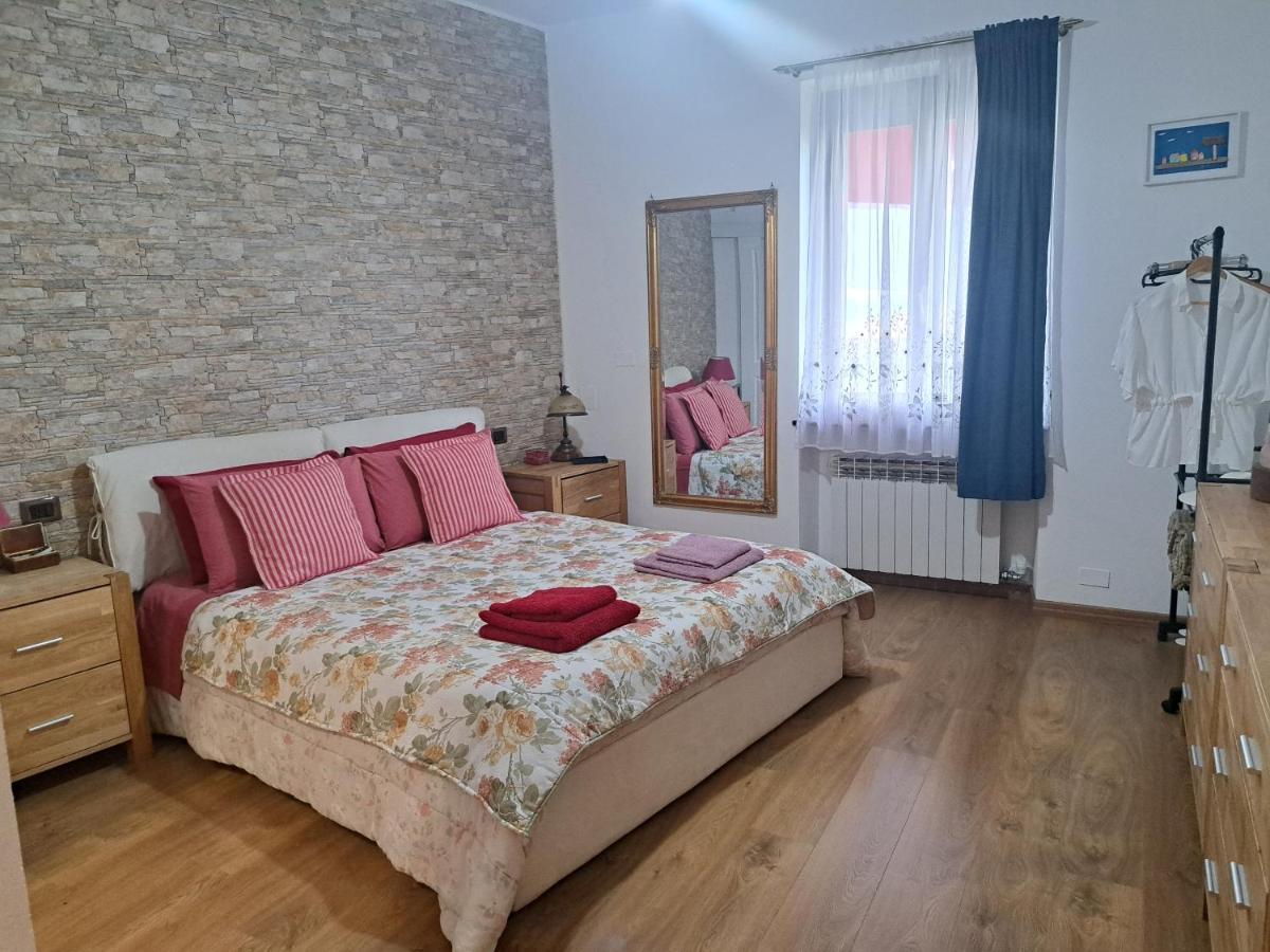 Casa Maya San Martino Alfieri 外观 照片